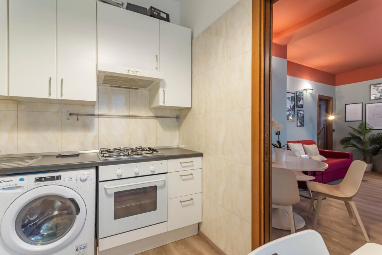View Luxury Duomo Apartment Milan Exterior photo